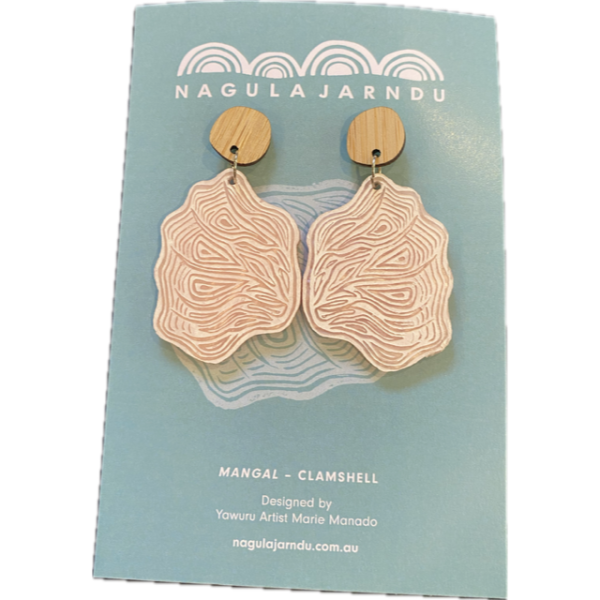 Nargula Jarndu Earrings with Mangal (Clamshell) Design by Marie Manado - Image 2